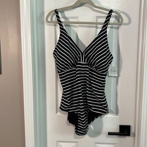 Catalina One Piece / NWT